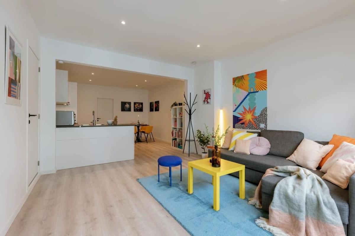 Colorful Pop Apartment In The Heart Of Antwerpen Exterior foto