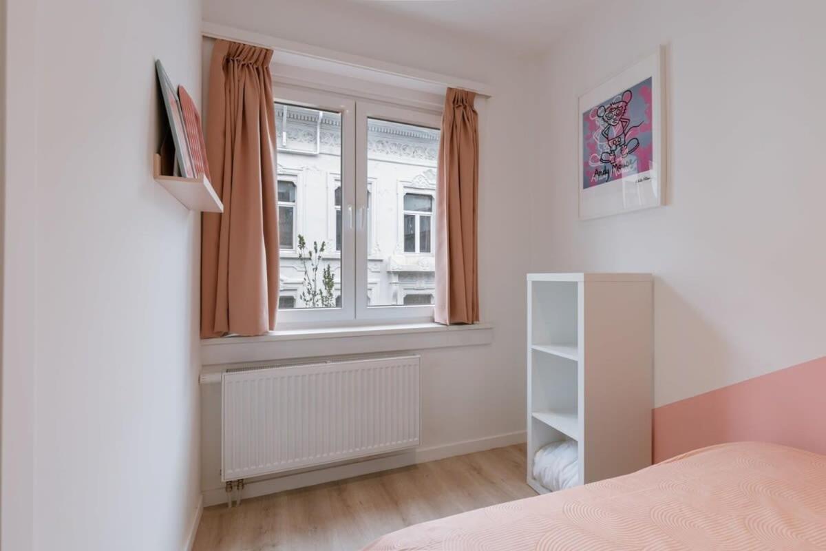 Colorful Pop Apartment In The Heart Of Antwerpen Exterior foto
