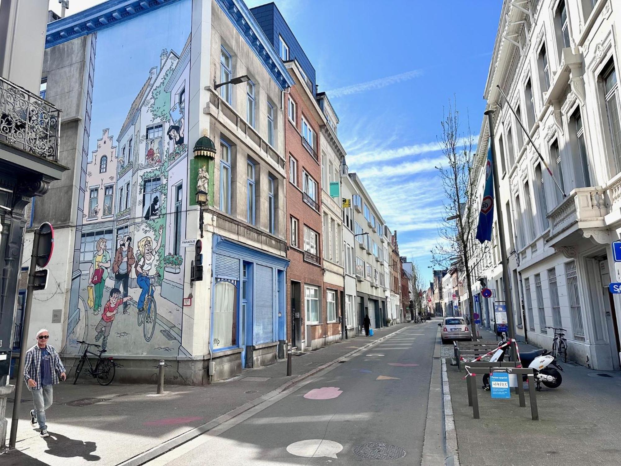 Colorful Pop Apartment In The Heart Of Antwerpen Exterior foto